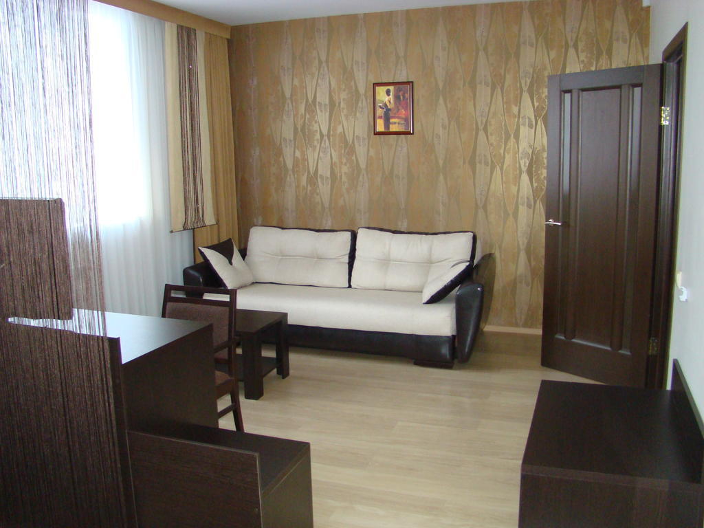 Hotel Alexandriya Nizhny Novgorod Ngoại thất bức ảnh